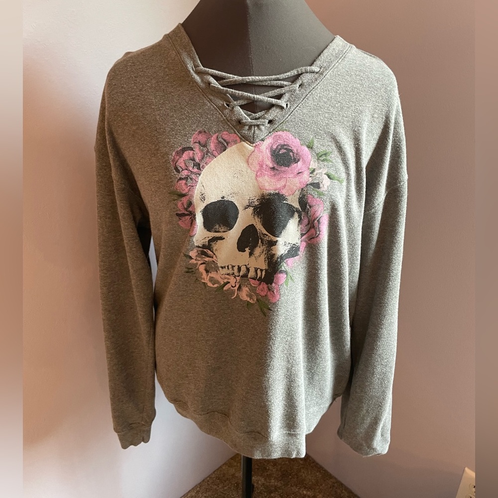 Skull and Floral Lace-Up Sweatshirt